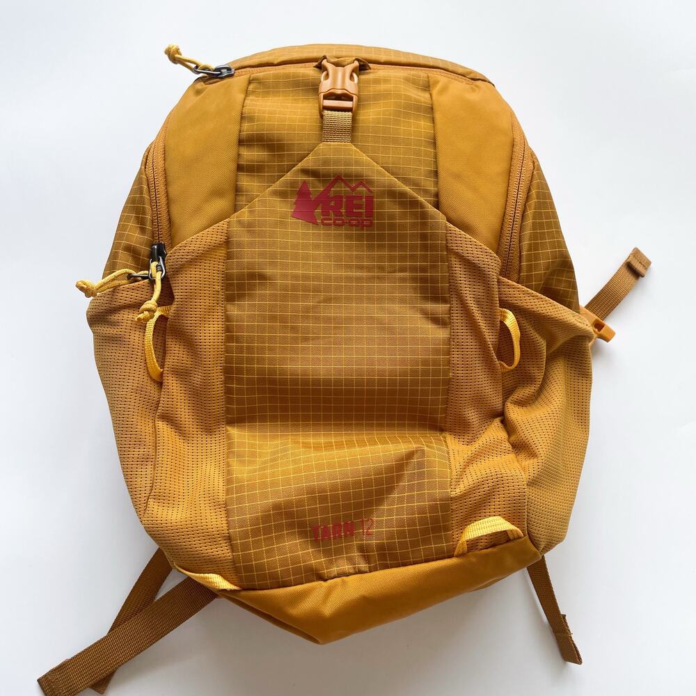 REI Co-Op Children's Tarn 12 Hiking Backpack Day Pack Mustard Yellow